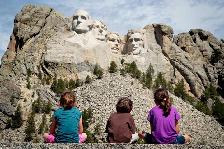 Mount Rushmore and Black Hills Tour with Two Meals and a Music Variety Show - Photo 1 of 8